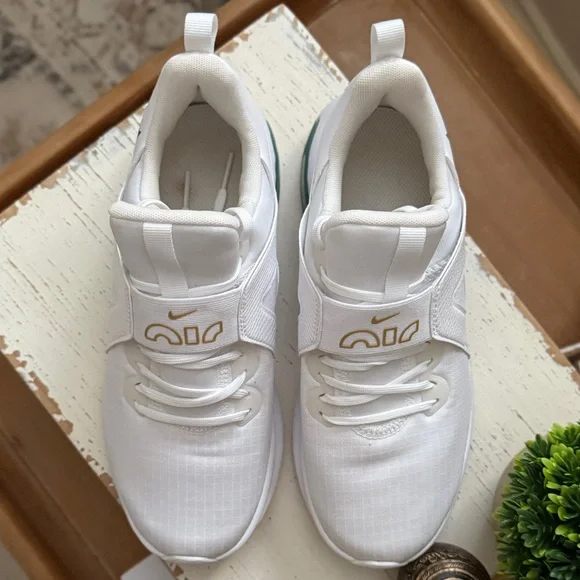 Nike Air Max Bella TR5 Sneakers - Picture 9 of 12